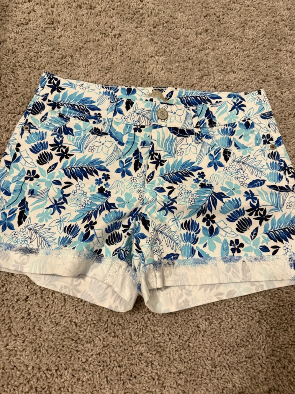 Tommy Bahama Blue Floral Women’s Shorts